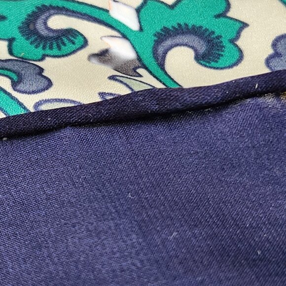 VTG Tongyu 100% Silk Scarf 42x42 Hand Rolled Hem Chinese Dragon Motif Multicolor - Picture 10 of 15